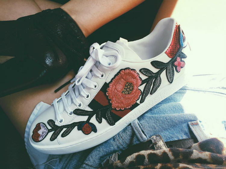 5embroidered-fashion-items-01.jpg