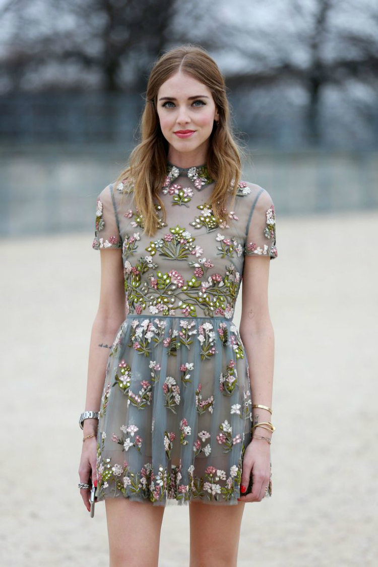 5embroidered-fashion-items-05.jpg
