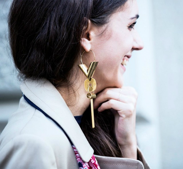 accessorytowatch_statearrings_01.jpg