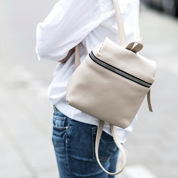 backpack-white-03.jpg