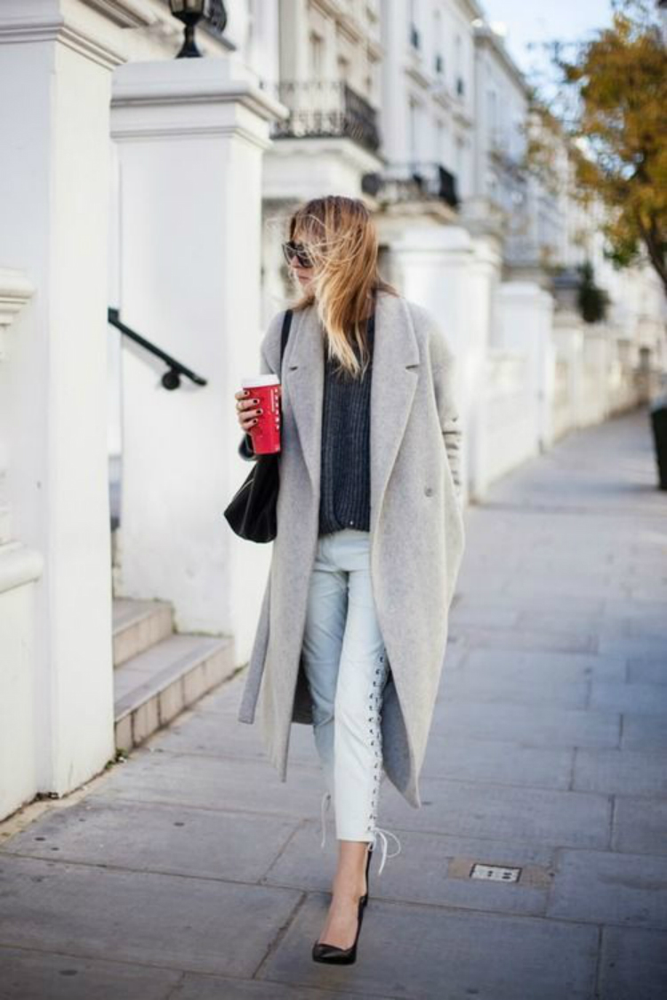 camelvsgreycoat_04.jpg