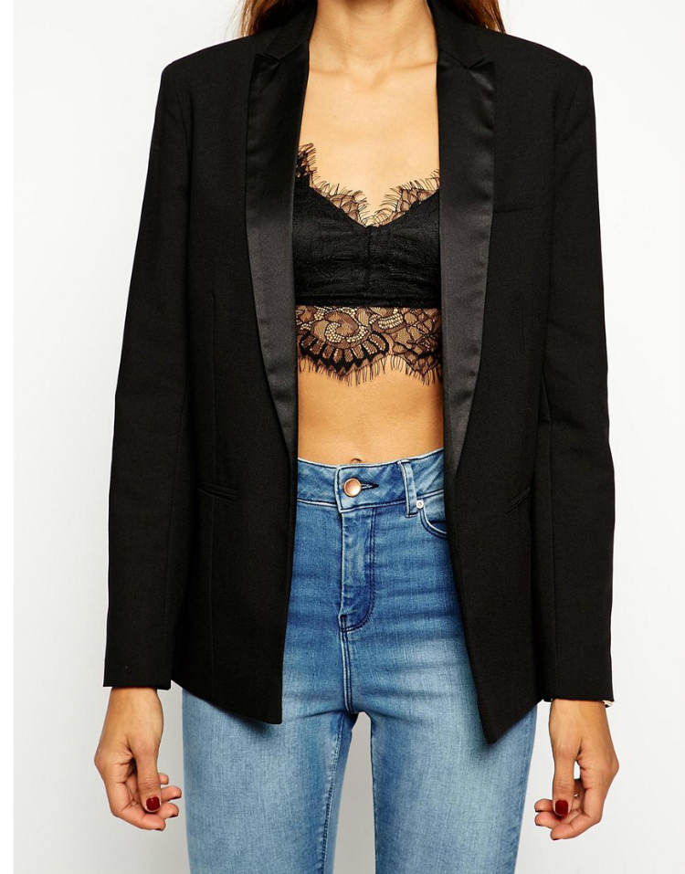 clothesallwomenhave_2.jpg