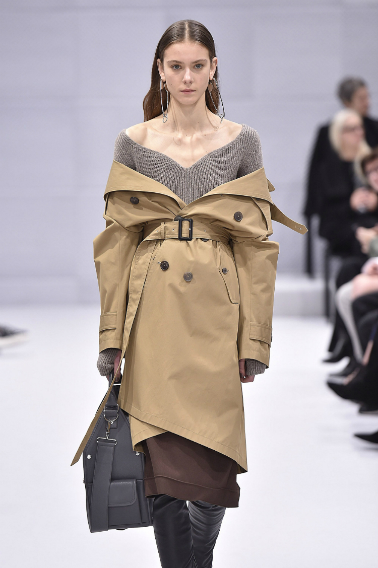 coat-off-the-shoulders-02.jpg