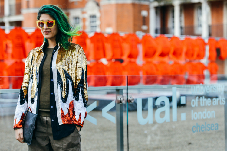 mirroredsunglasses_3.jpg