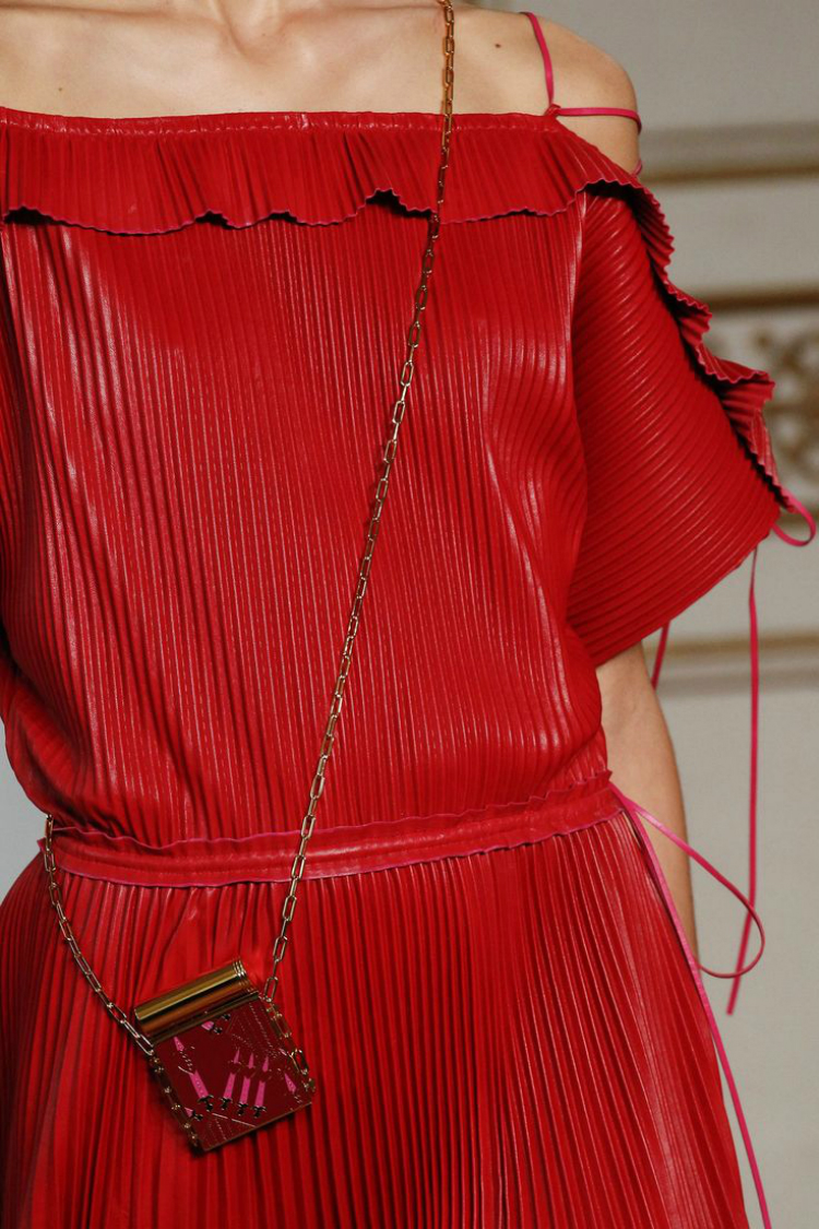 5accessories-trends-2017-01.jpg