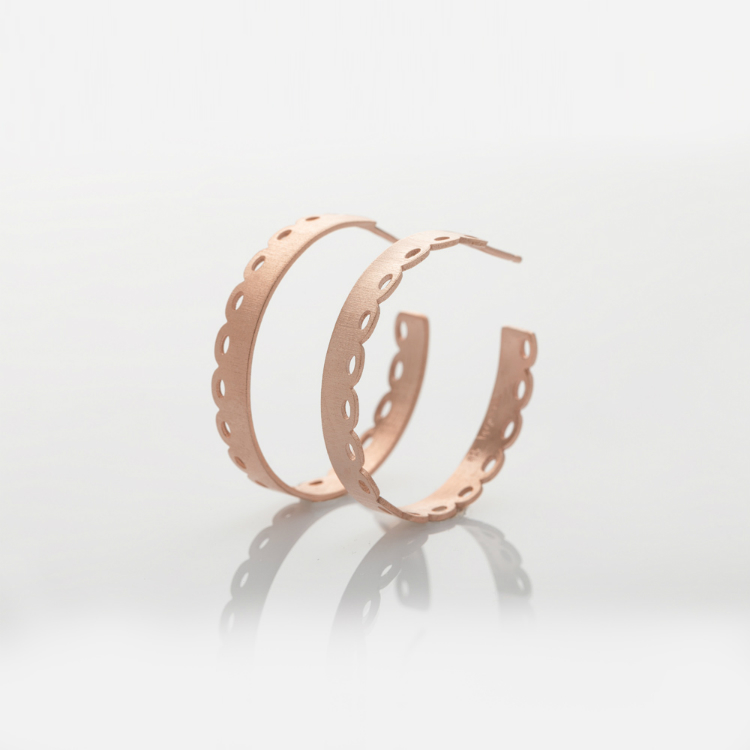 6statement-earrings-trend-ss17-02.jpg