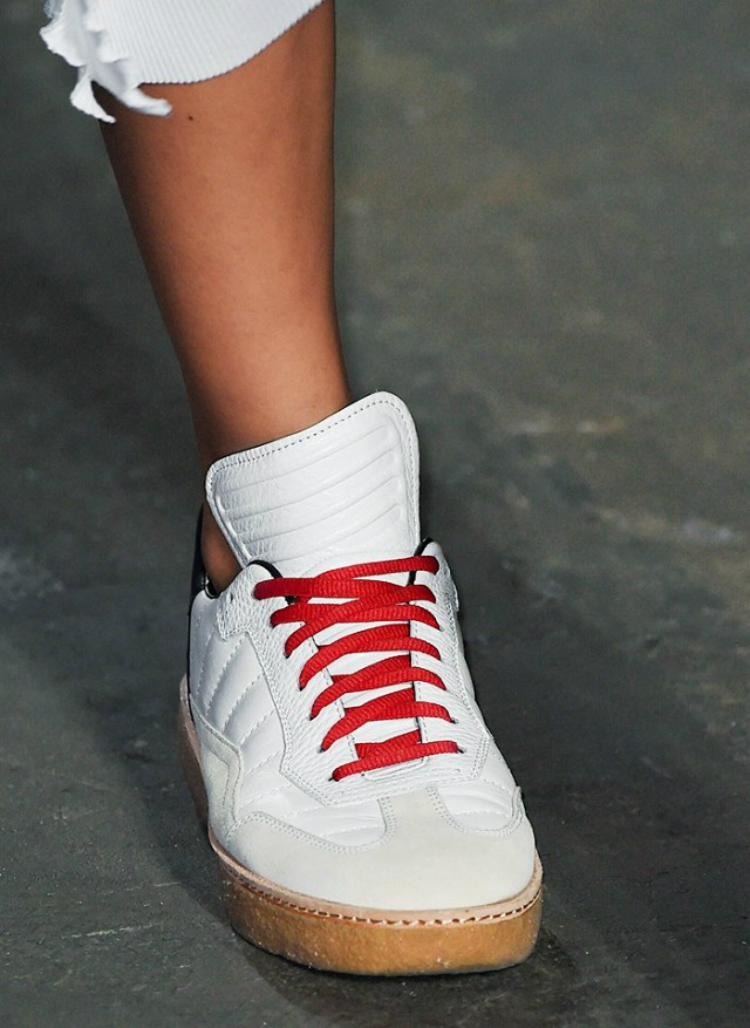5shoestyles_01.jpg