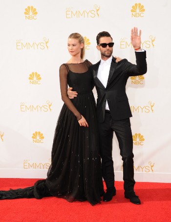 Adam-Levine-and-Behati-Prinsloo-790x1024.jpg