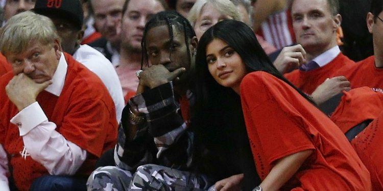 -kylie-travis-date-01.jpg