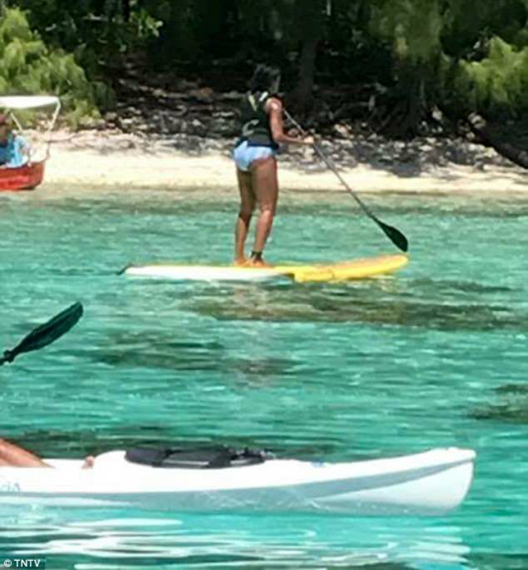 obamas-vacay-frenchpolynesia-01.jpg