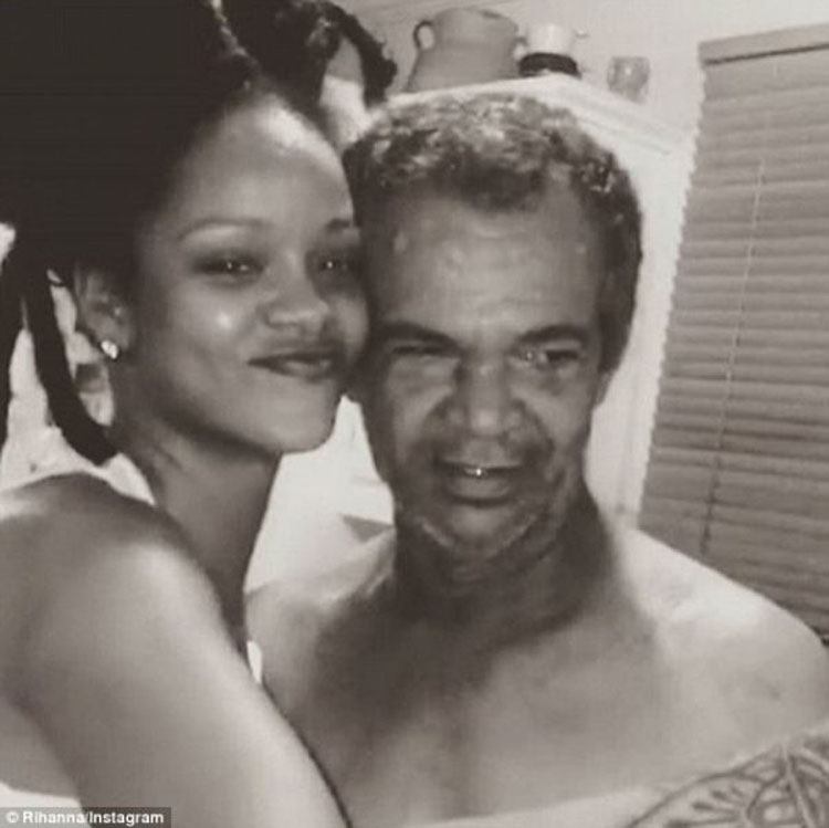 rihanna3.jpg