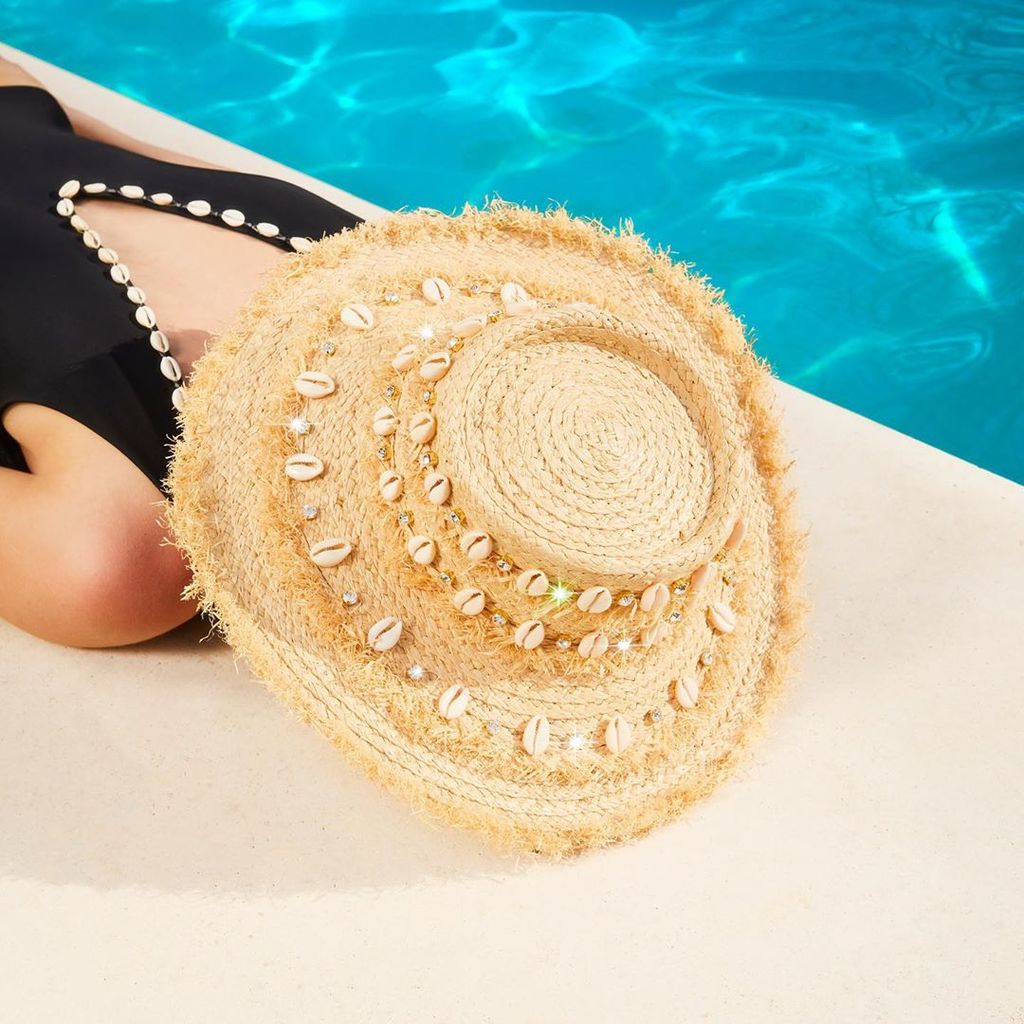 aquazzura_59927335_149536762757425_6477579383120530641_n.jpg