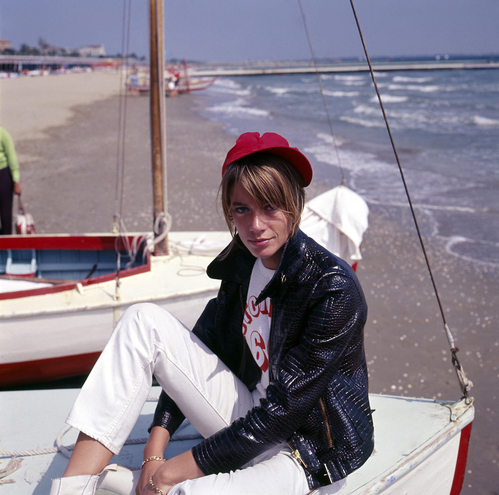 Françoise-Hardy-Venise-1966-Photo-by-Steve-Schapiro-Corbis-Farabola.jpg