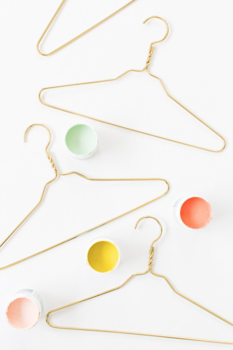 hangers1.jpg