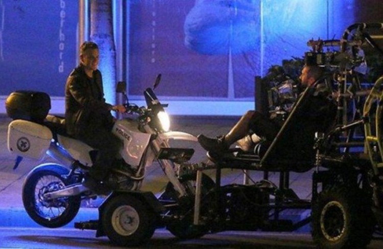 matt-damon-police2.jpg