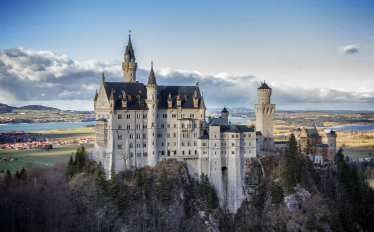 allyou_disneydestinations_sleepingbeauty_big_1jpg.jpg