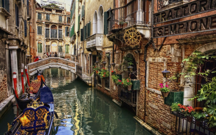 allyou_10wintercities_venice_big.jpg
