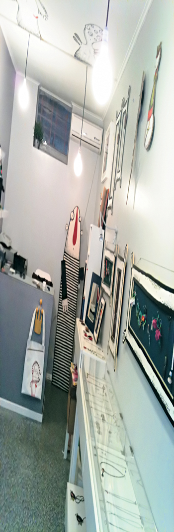 assets_LARGE_t_1401_40216492.JPG