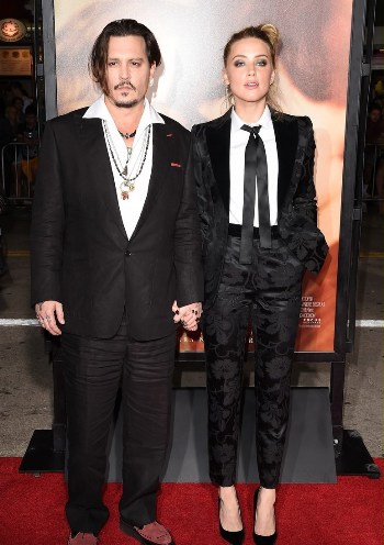 johnny-depp-supports-amber-heard-at-danish-girl-premiere-03.jpg