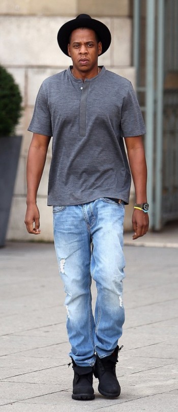 1412849139089_Image_galleryImage_Jay_Z_shopping_at_Fred_s_1-451x1024.jpg