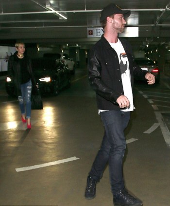 1416459814714_Image_galleryImage_129325_EXCLUSIVE_Miley_Cy.JPG