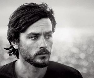 Alain Delon: «Στην αγάπη, πρέπει να τολμάμε τα πάντα, αν αγαπάμε πραγματικά»