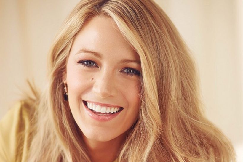 Blake Lively: «Κάθε μέρα επιλέγω την ηλικία μου»