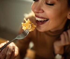 Οι 5 αγαπημένες μου συνταγές comfort food ζυμαρικών που κάνουν την Τετάρτη να μοιάζει με Παρασκευή