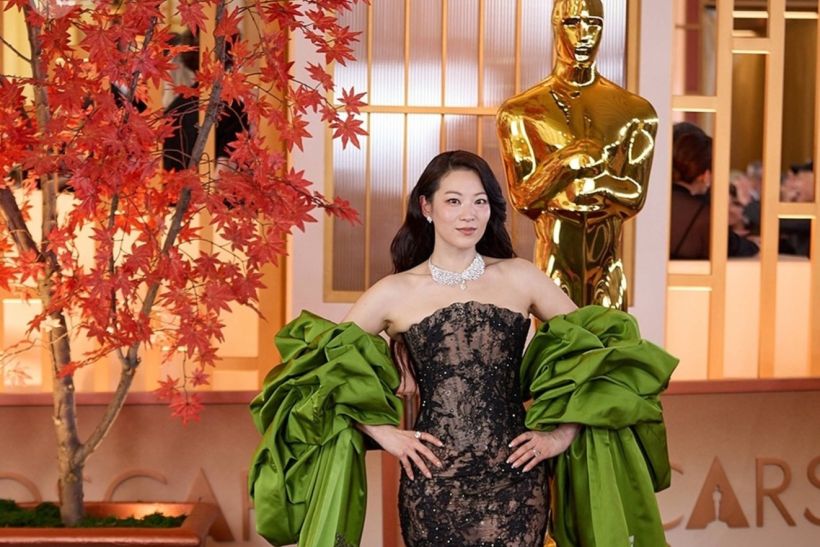 Red Carpet Oscars 2026: Οι λαμπερές fashion εμφανίσεις που ξεχωρίσαμε