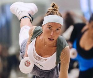 Tracy Anderson Method: Γιατί η προπόνηση που «αντικαθιστά» το Pilates γίνεται viral στο TikTok το 2026