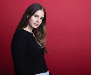 Lana Del Rey: «Βρήκα την ευτυχία μέσα στους ανθρώπους και στον κόσμο»