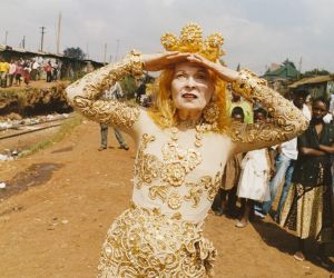 Vivienne Westwood: «Κάποια στιγμή ήμουν πολύ θυμωμένη. Αντιμετώπισα ακόμη και τη μόδα σαν ένα είδος σταυροφορίας»