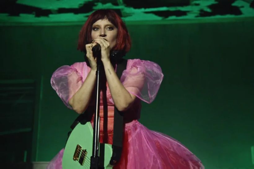 Απόλαυσε το Lady Gaga in Harlequin Live: One Night Only που έκανε πρεμιέρα την Παραμονή των Χριστουγέννων