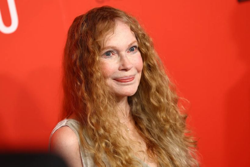 Το Iconic Style της Mia Farrow που γιόρτασε τα 81ά της γενέθλια