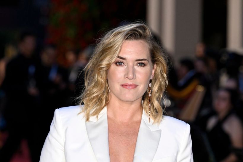 Τιμάμε τα γενέθλια της Kate Winslet  παρουσιάζοντας τα 10 πιο εμβληματικά σύνολα που φόρεσε