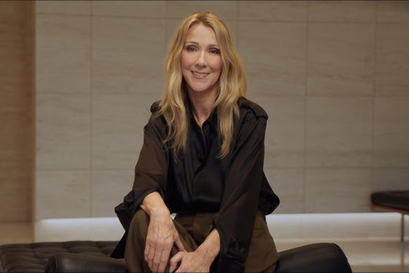Celine Dion: Η μεγάλη επιστροφή στο Παρίσι που μας συγκινεί – Ένα μάθημα γυναικείας δύναμης