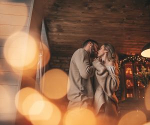 Love Alert: Η Αφροδίτη σχηματίζει τετράγωνο με τον Ποσειδώνα και επηρεάζει σε όλα τα ζώδια τα αισθηματικά τους