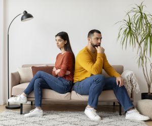 Κι όμως το να μην έχει φιλοδοξίες ο σύντροφός σου μπορεί να φέρει τριβή στη σχέση σας