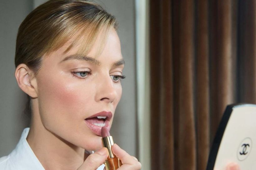 Τα beauty προΪόντα που δεν αποχωρίζονται οι celebrities