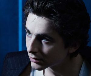 Ο Timothée Chalamet μάς φτιάχνει τη διάθεση βάζοντάς μας αποκλειστικά στο Blue σύμπαν του