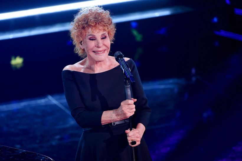 Ornella Vanoni: «Δεν φοβάμαι τον θάνατο. Πιστεύω ότι η ζωή είναι ένα ταξίδι που πρέπει να ζήσεις στο έπακρο»