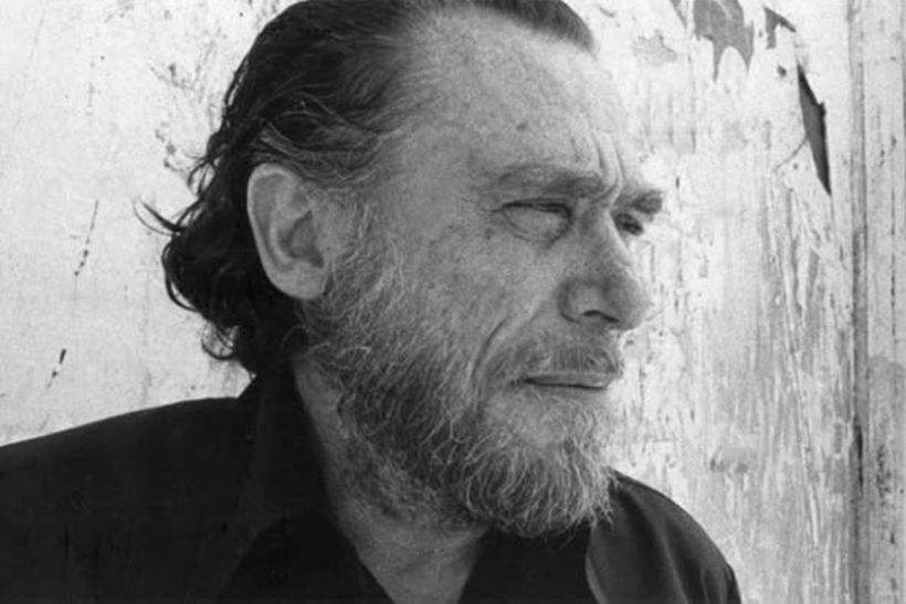 Charles Bukowski: «Αν χάνεις την ψυχή σου και το ξέρεις, τότε έχεις ακόμα λίγη ψυχή να χάσεις»